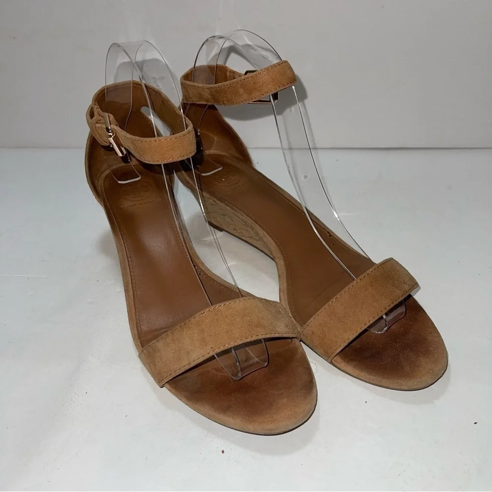 Tory Burch very good